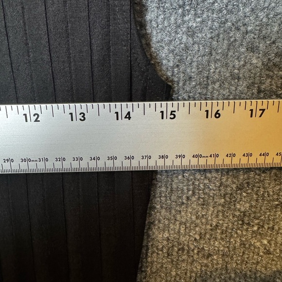 Reformation Crew Neck Knee Length Black Sleeveless Dress - Size Small (S), NWT - Picture 6 of 6